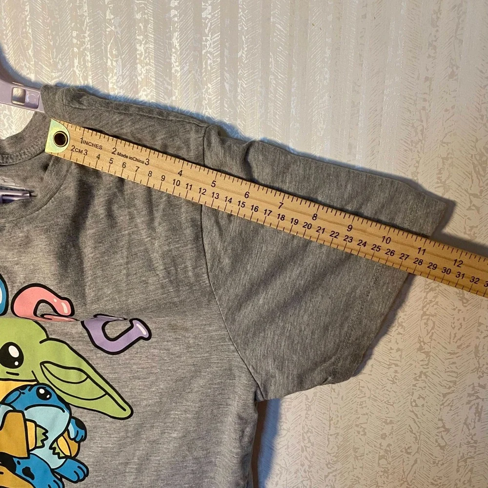 Star Wars Womens‎ Gray The Mandalorian Grogu Cute Frog Cropped T-Shirt Size SM